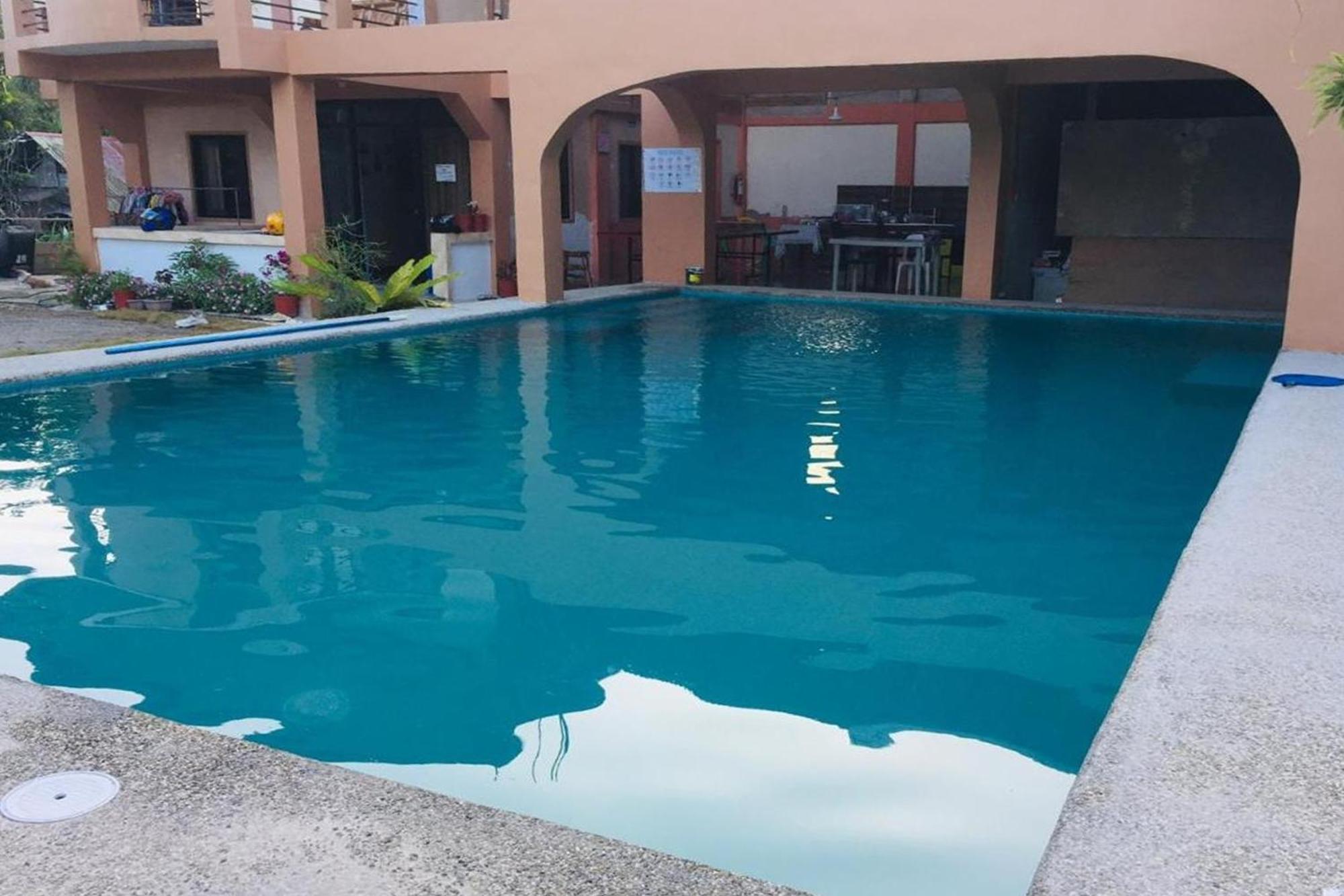 Larosa Hostel Puerto Princesa Buitenkant foto